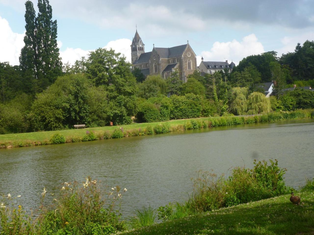 ベトン Chez Bernard Et Nicole Bed & Breakfast エクステリア 写真